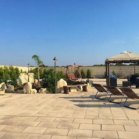 3 Bedrooms House With Private Pool And Terrace At Provincia Di Lecce Nyaraló *
