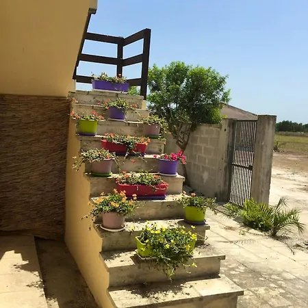 Nyaraló 3 Bedrooms House With Private Pool And Terrace At Provincia Di Lecce *